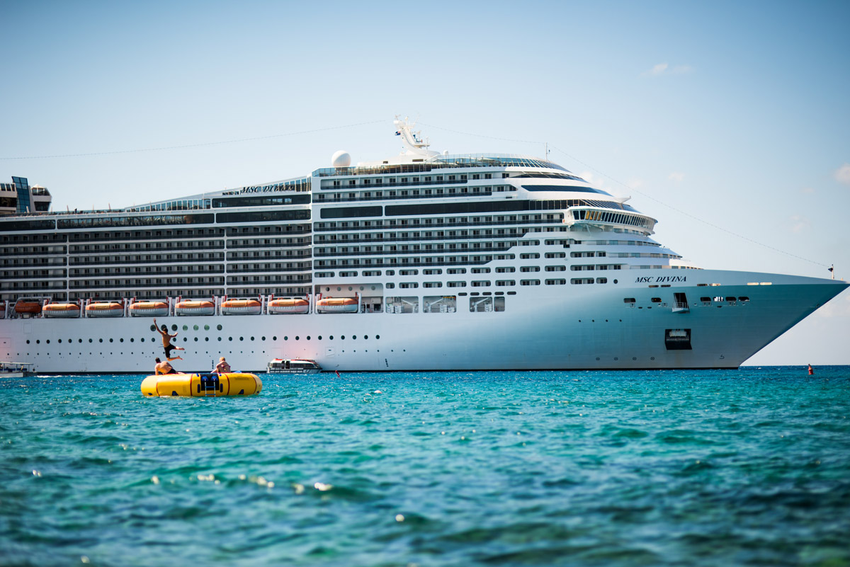 vegan-cruise-kids-play